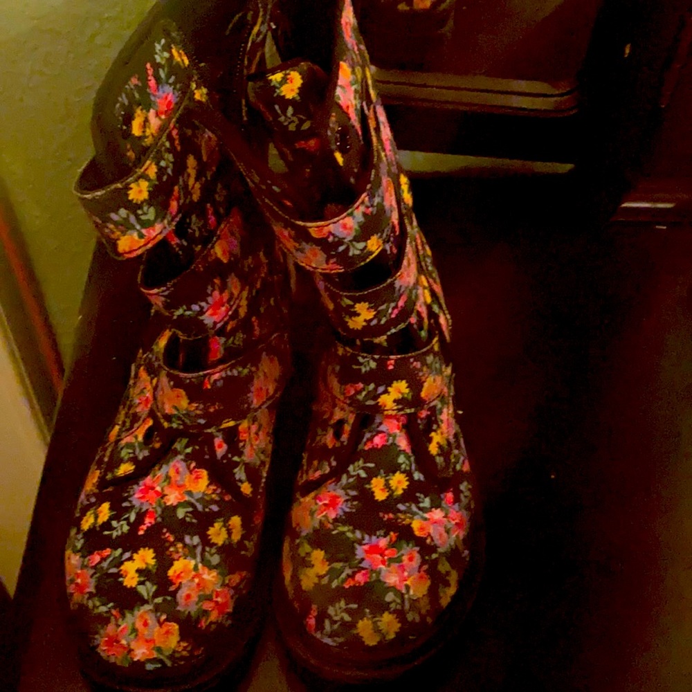 Rocket dog! Boots